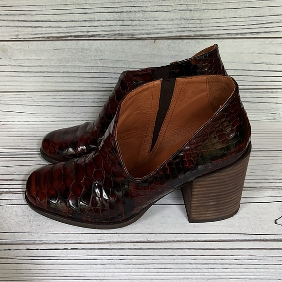Free People Rusty Brown Leather Ankle Boot - Picture 3 of 7